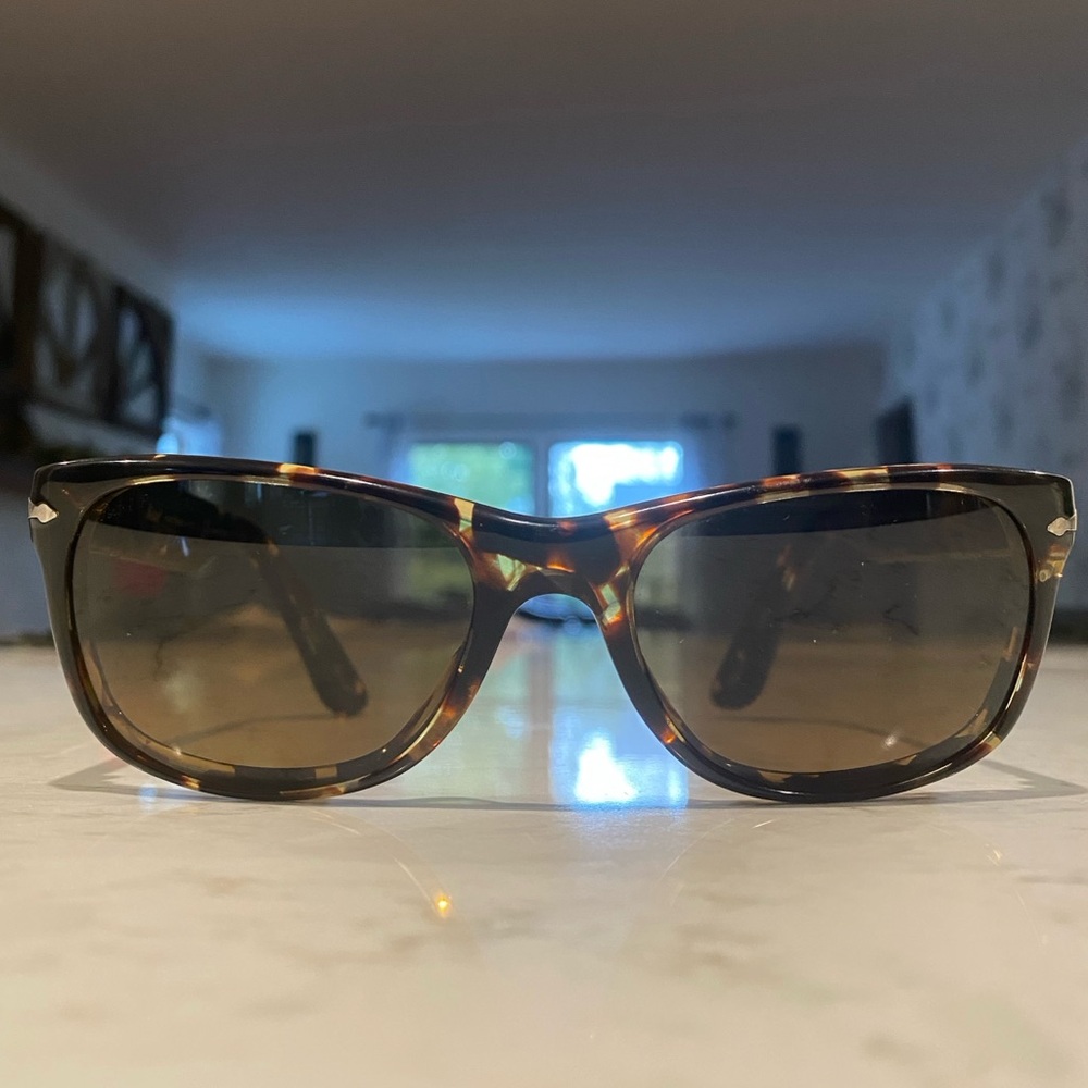 Women’s Persol Sunglasses Polarized 2953-S